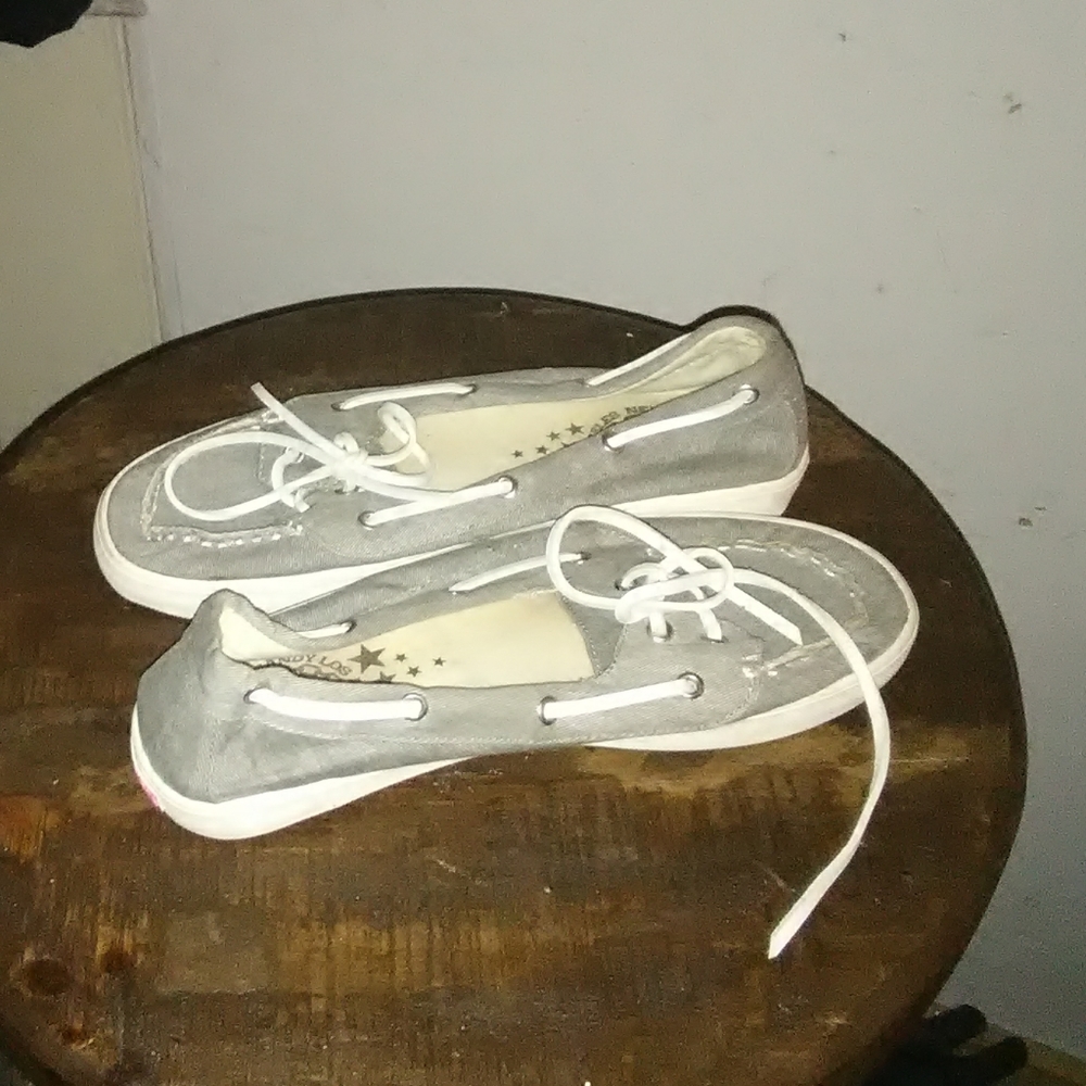 Womens shoes